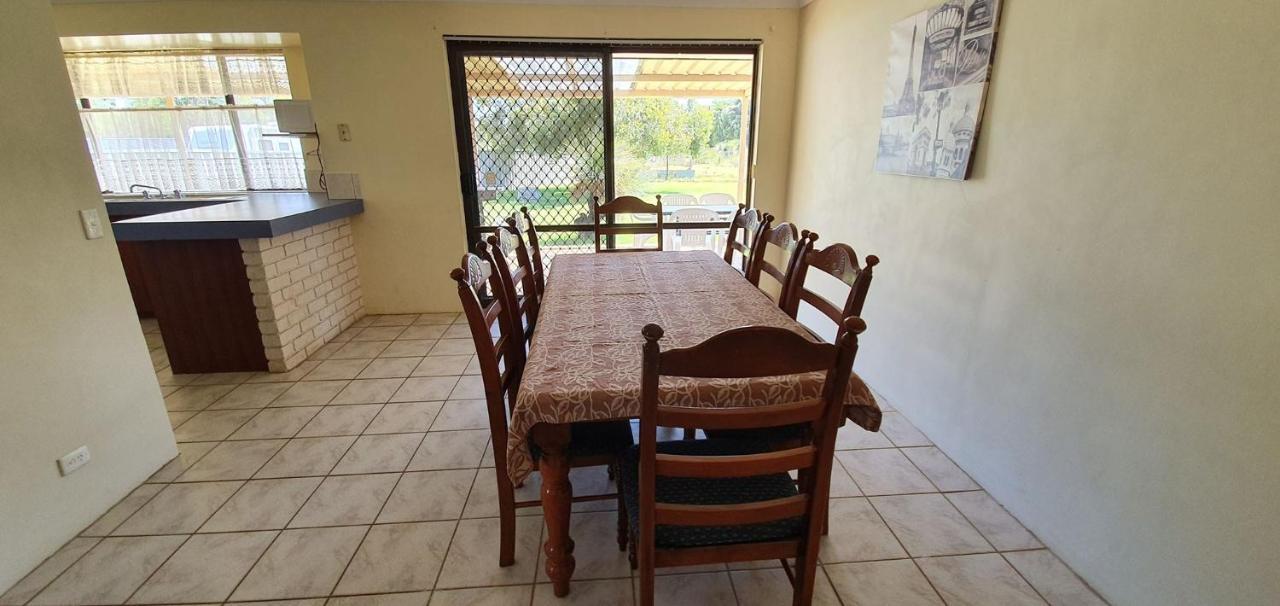 Pinjarra Caravan Park And Cabins Екстериор снимка
